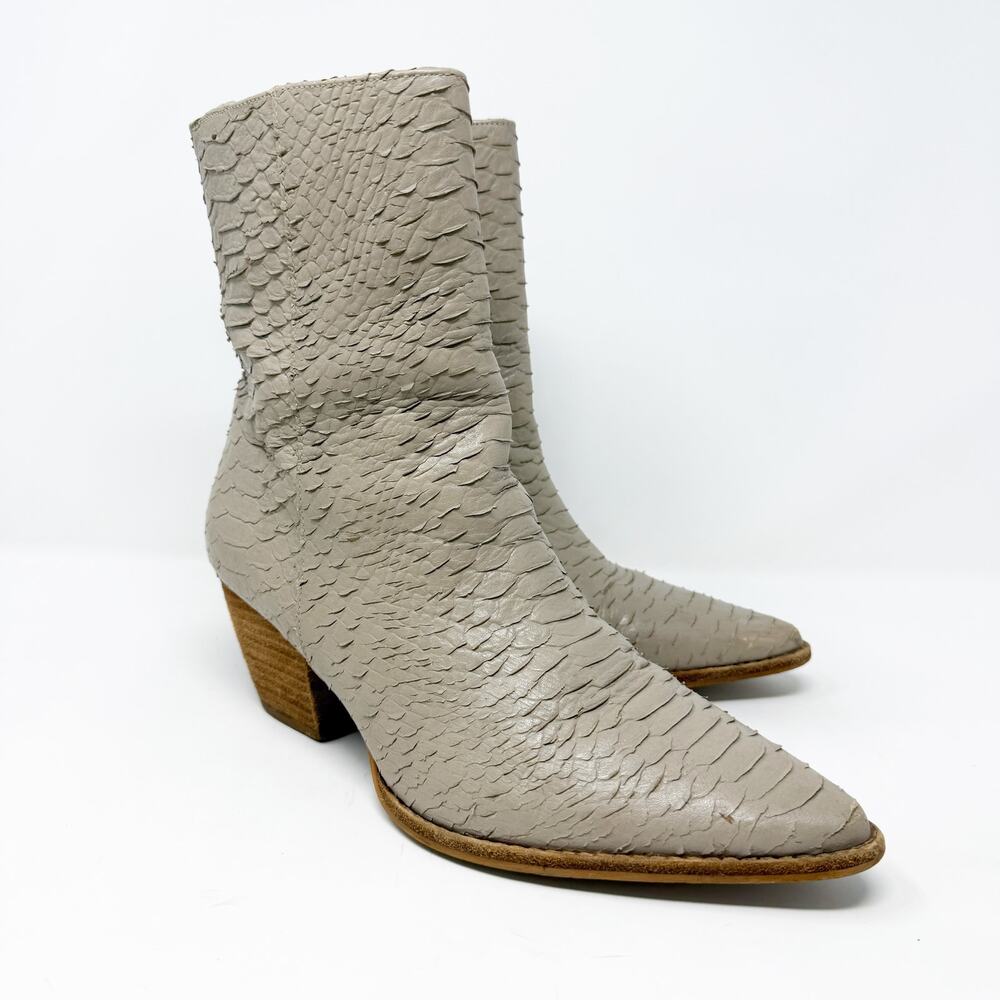 Matisse Taupe Leather Faux Snake Western Style Ankle Boots Women's Size 8.5W
